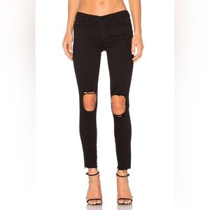 FRAME Distressed Le Skinny De Jeanne Crop black jeans